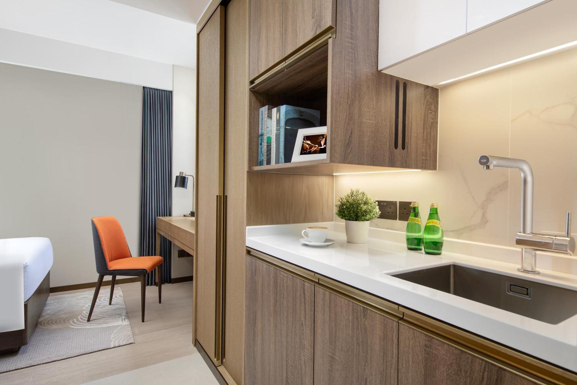 Отель Ascott North Point Гонконг Экстерьер фото